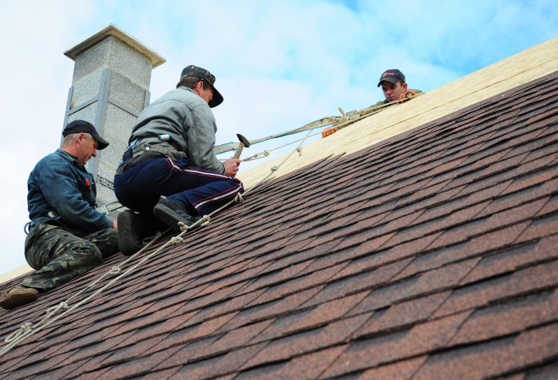 Professional Roofing Teams
